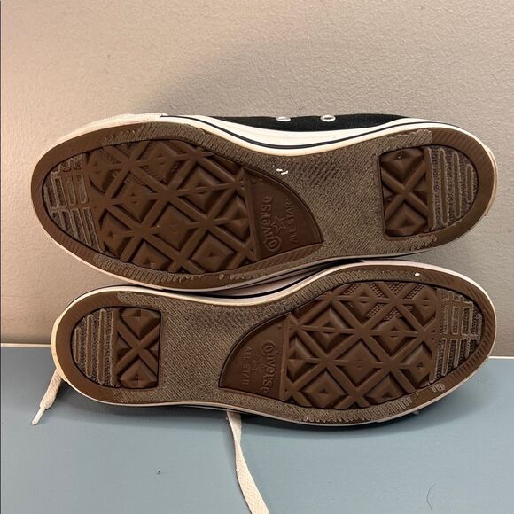 Converse Black Sneakers with Purple Tongue W8 - Picture 6 of 7